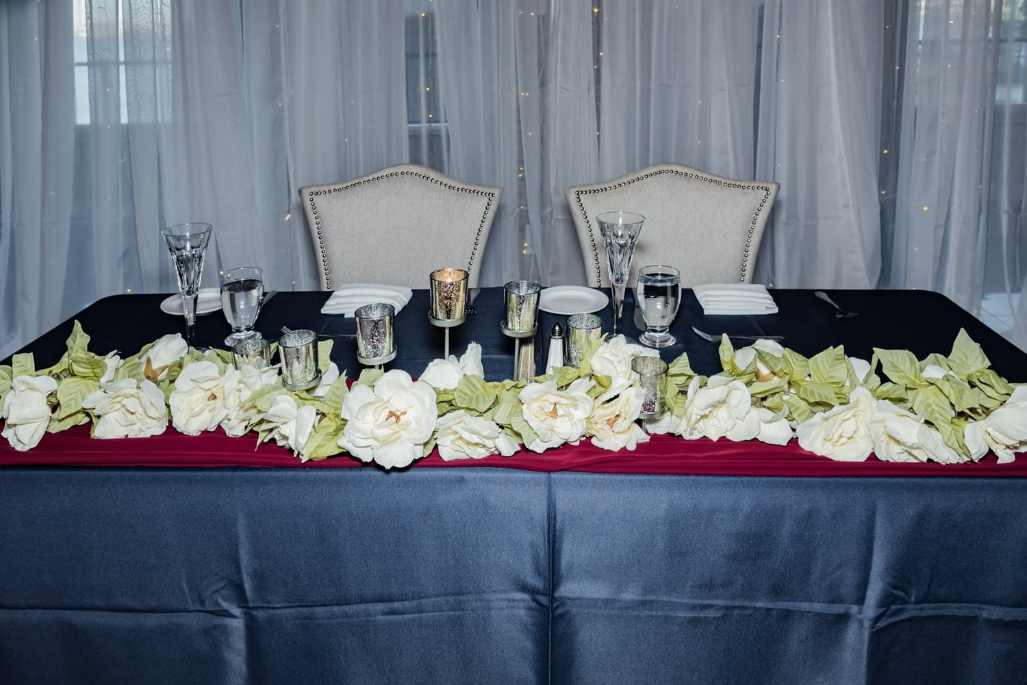 the sweetheart table at a the Bedford Basin Farmer's Market wedding.