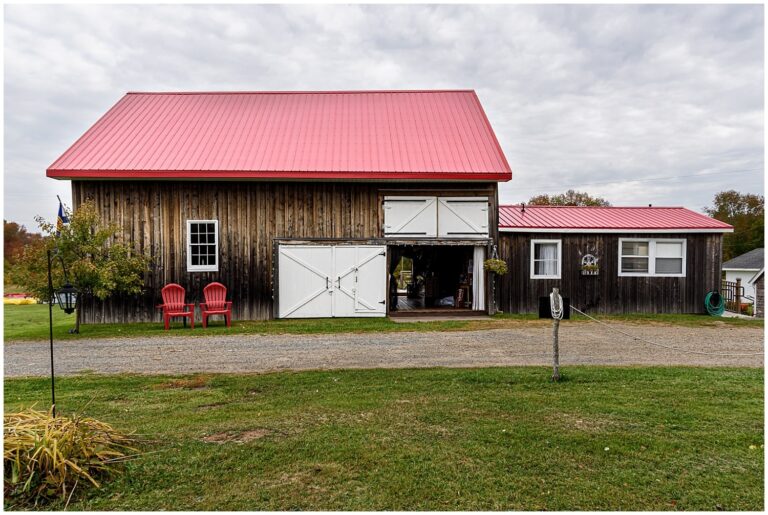 The barn at Sadie Belle Farm for the wedding reception.
